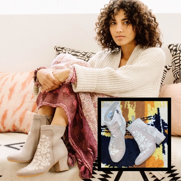 Boho Babe, TOMS, embroidered booties!! - Picture 1 of 15